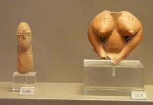 Neolithic figurines from Halai, Greece (6th millennium BCE). Female bodies were often combined with phallic necks and heads. National Archaeological Museum of Athens, Greece. Photo by the author.
